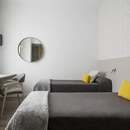 Residencia D'investigadors Hostel